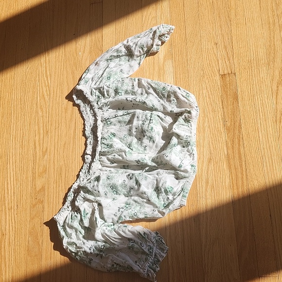 Ardene Off the Shoulder Crop - Picture 1 of 2